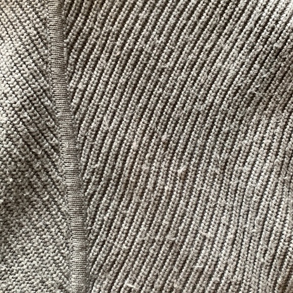 Coletane Cowl knitted Sweater - Picture 3 of 6